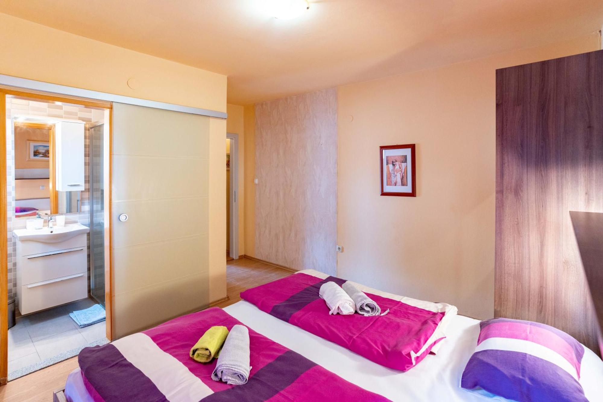 Guesthouse Mira 라브 객실 사진