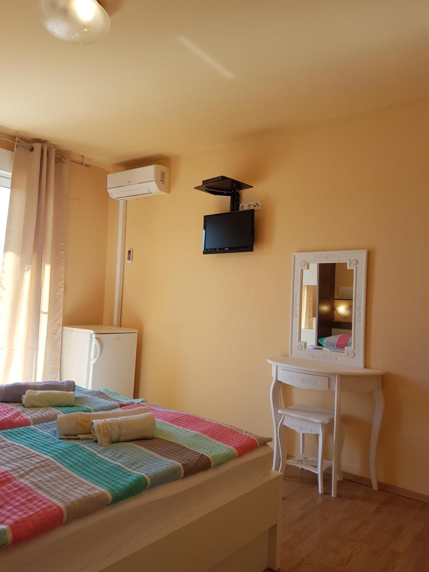 Guesthouse Mira 라브 객실 사진