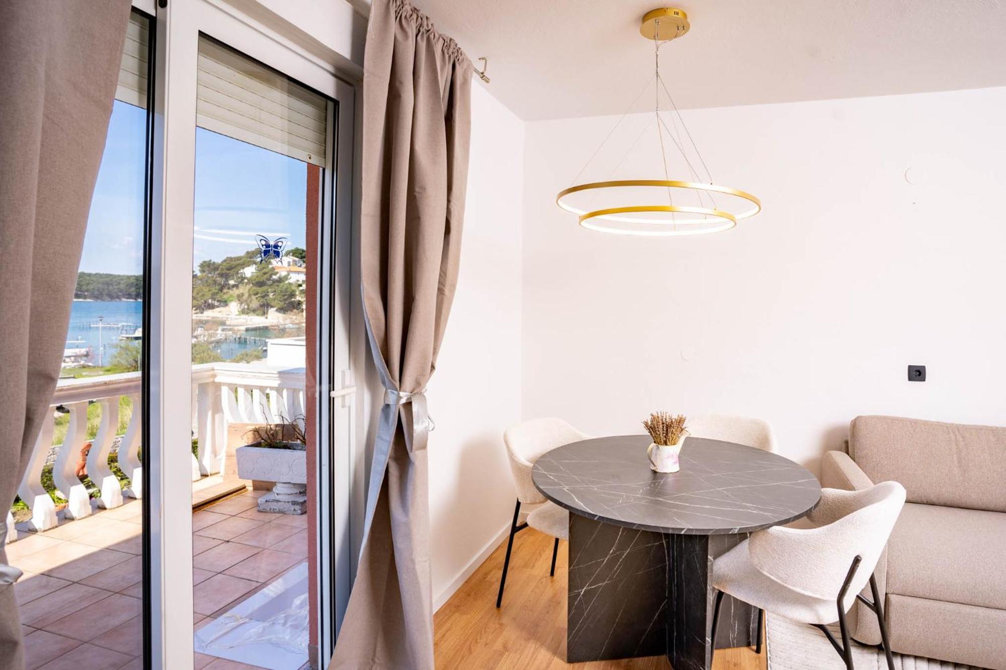 Guesthouse Mira 라브 객실 사진